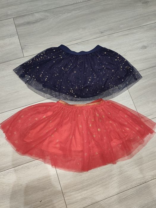 2 spodnic,mi tiulowe rozm 98-104