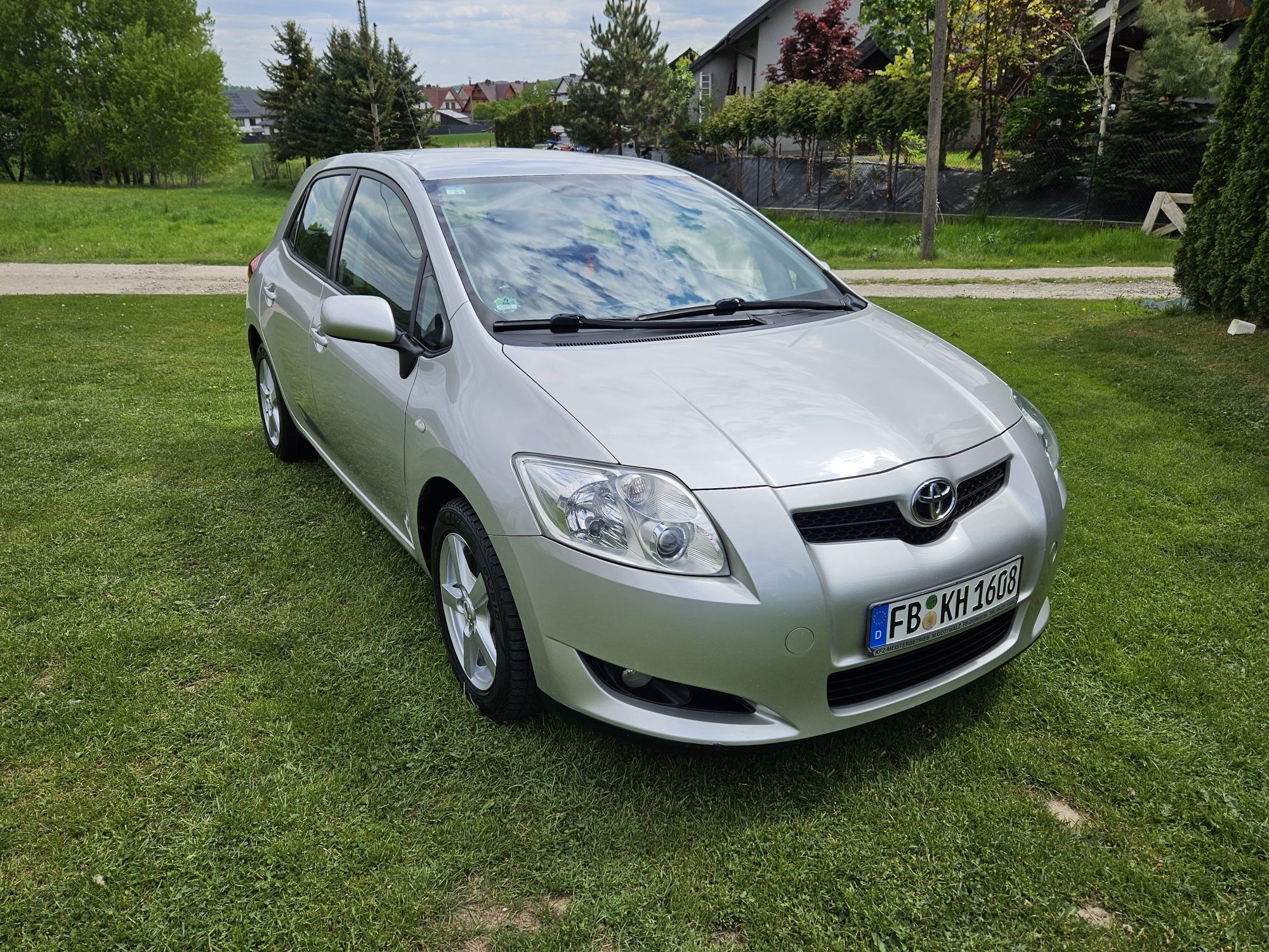 Auris 1.33 bezwypadkowy w bardzo dobrym stanie