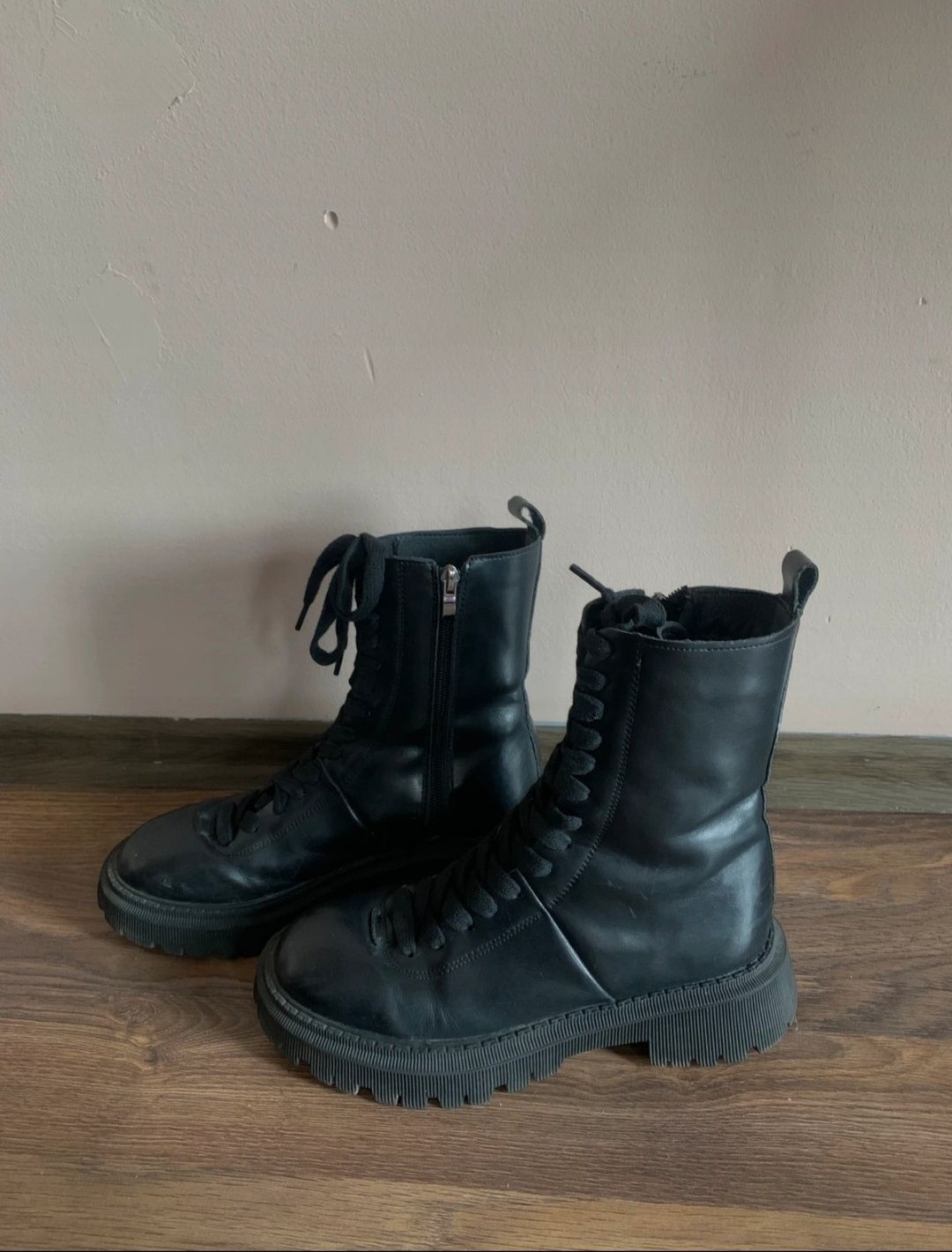 Buty damskie skórzane czarne workery glany 38