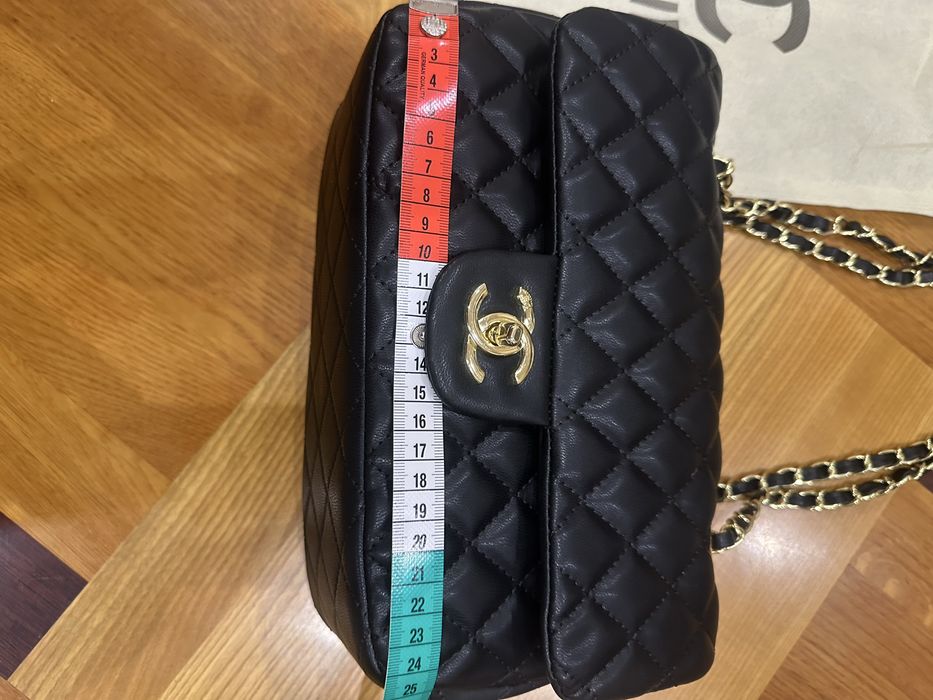 Сумка Шанель. Дуже зручна.