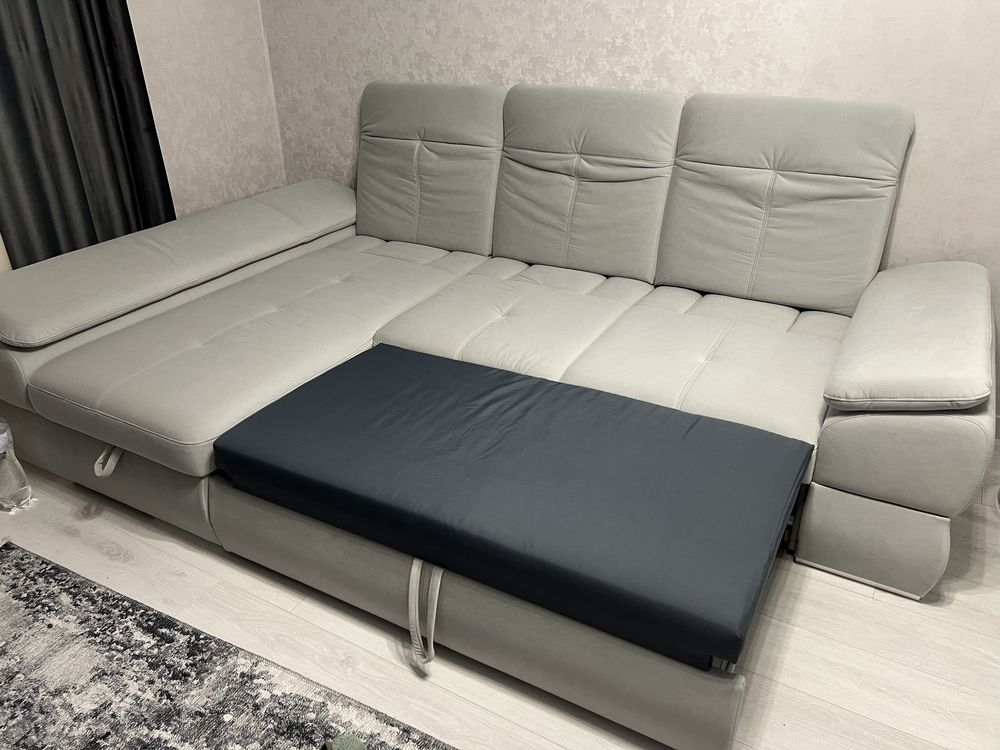 розкладний великий диван