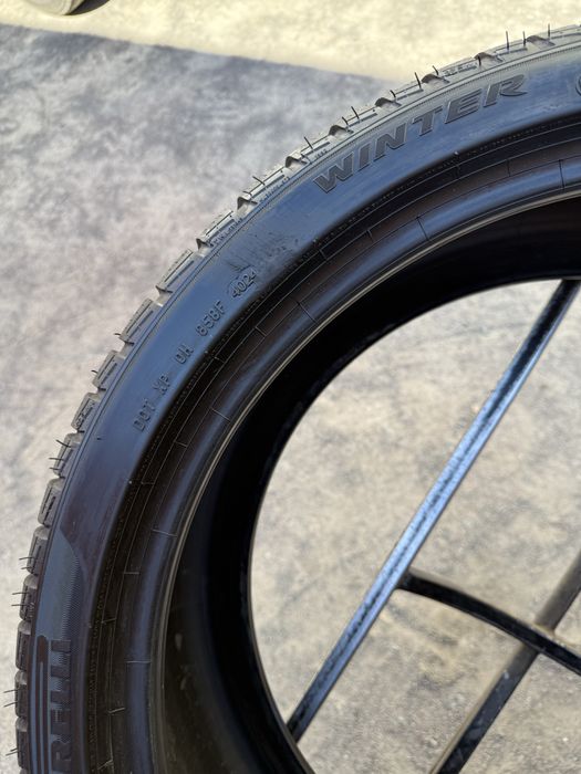 Шины Бу 275 35 245 40 R 21 Pirelli Sotozero 3 Run flat комплект разнош
