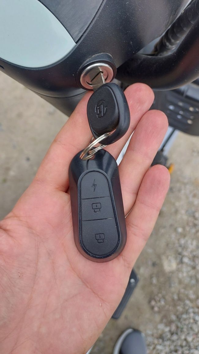 Електроскутер 14" E-Titan Golf 500W