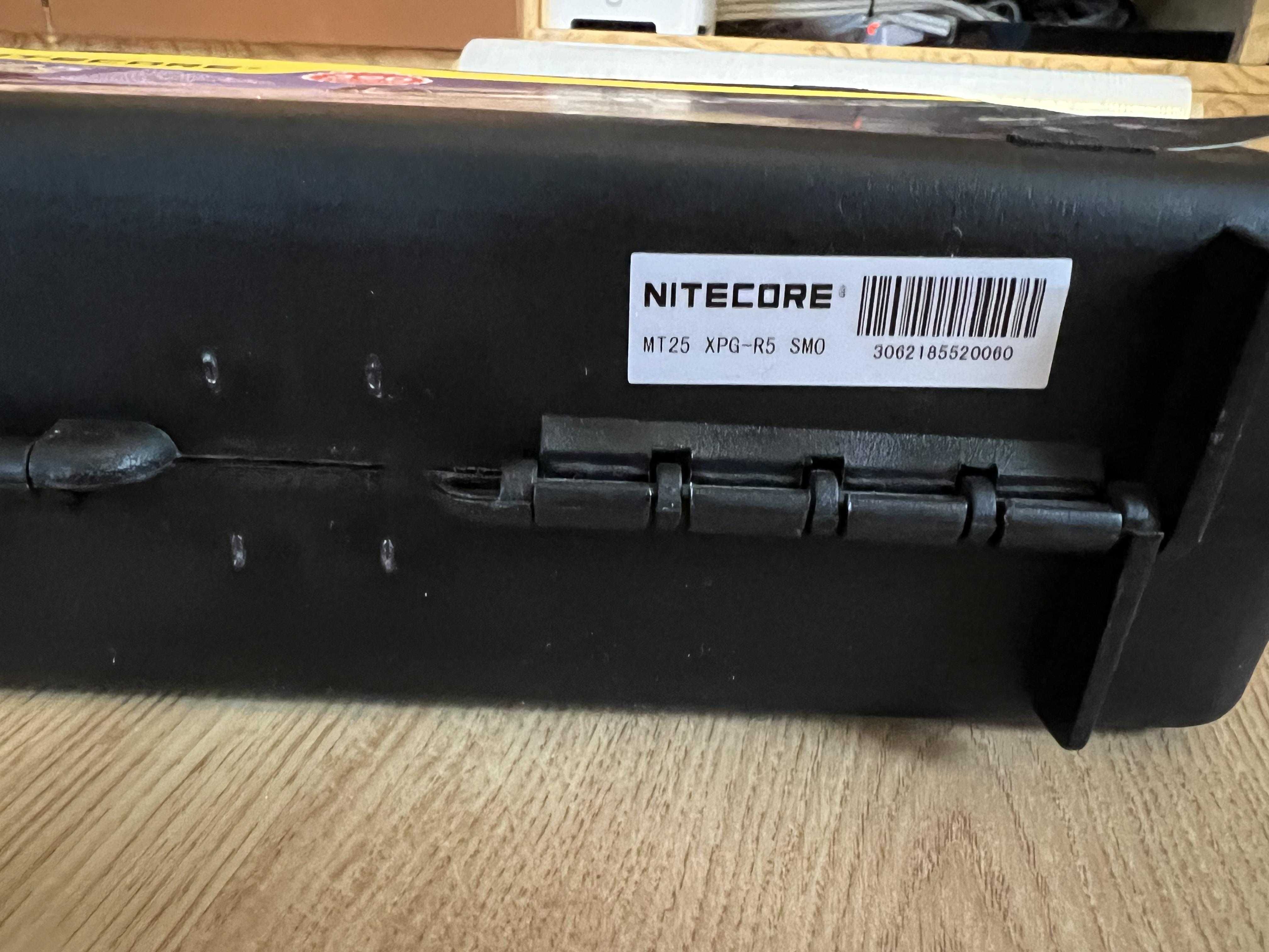 Набір для нічного полювання, ліхтар Nitecore MT25, з кейсом,+кріплення