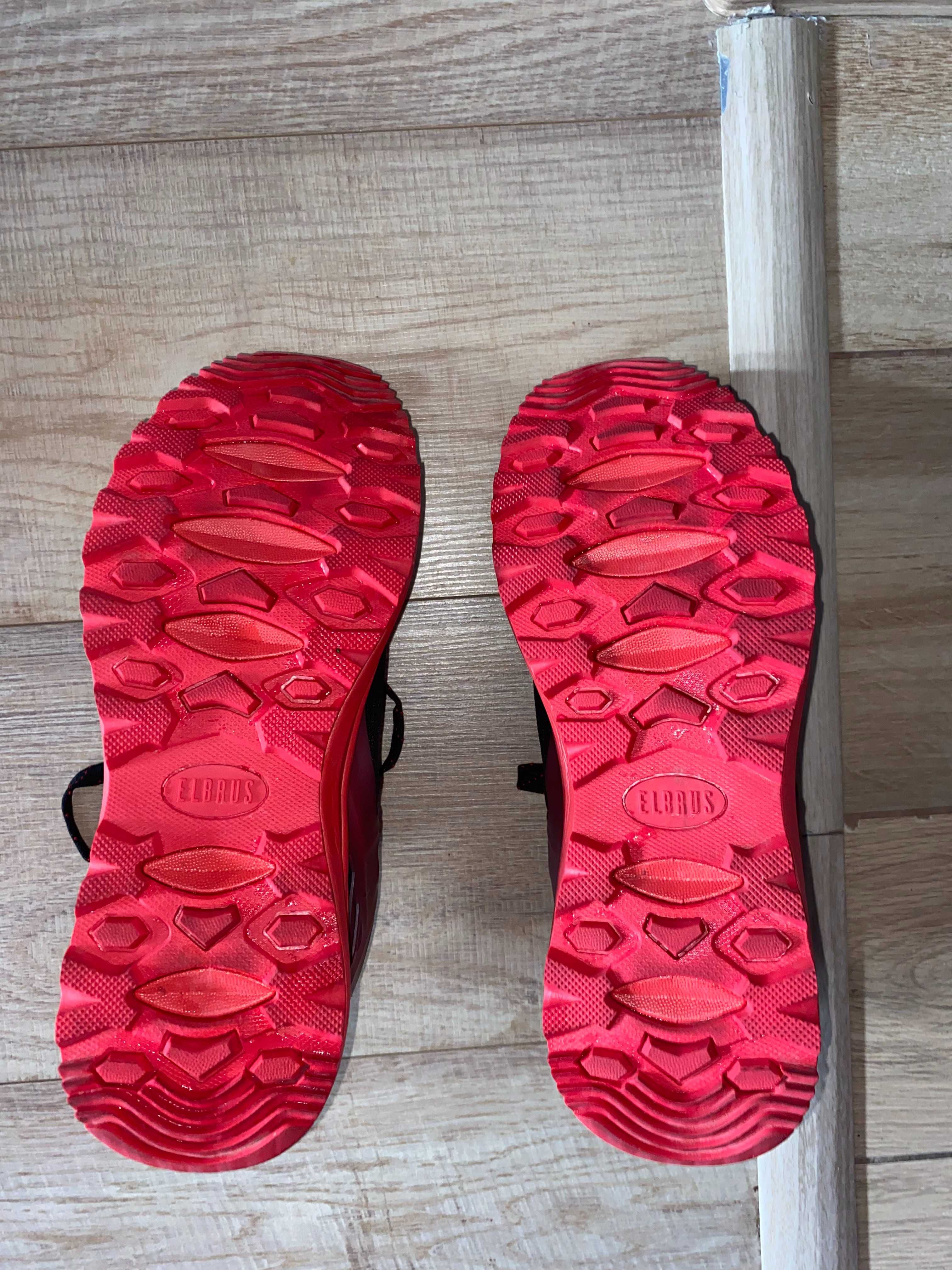 Buty męskie Elbrus  rozm.41 model EGRER trekkingowe