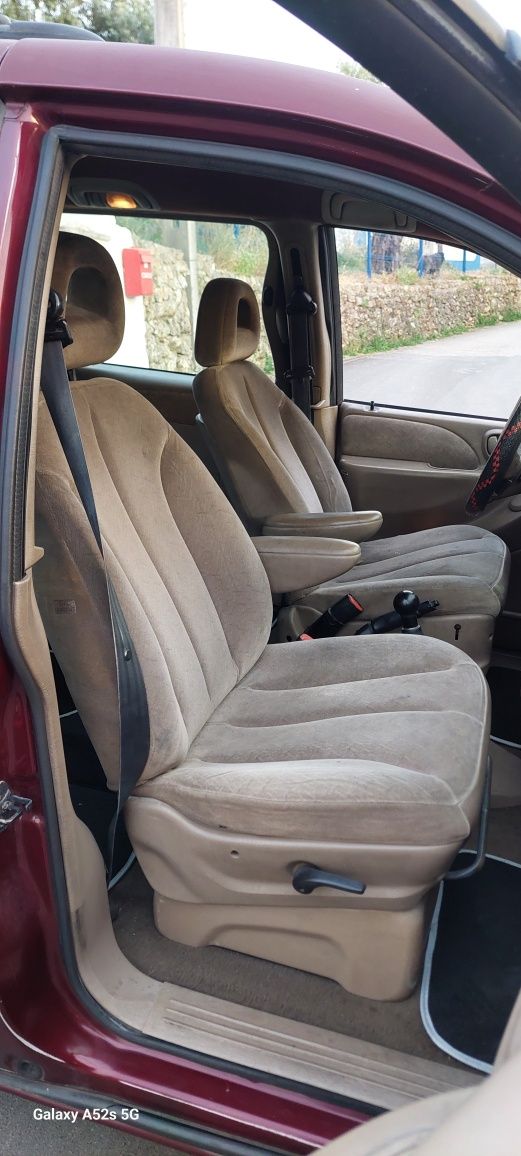 Chrysler Grand Voyager 2.5 CRD 7lugares ano2001 insp9/2026