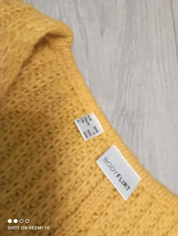 Sweter damski, ażurowy 36/38 nowy żółty musztardowy dekolt V