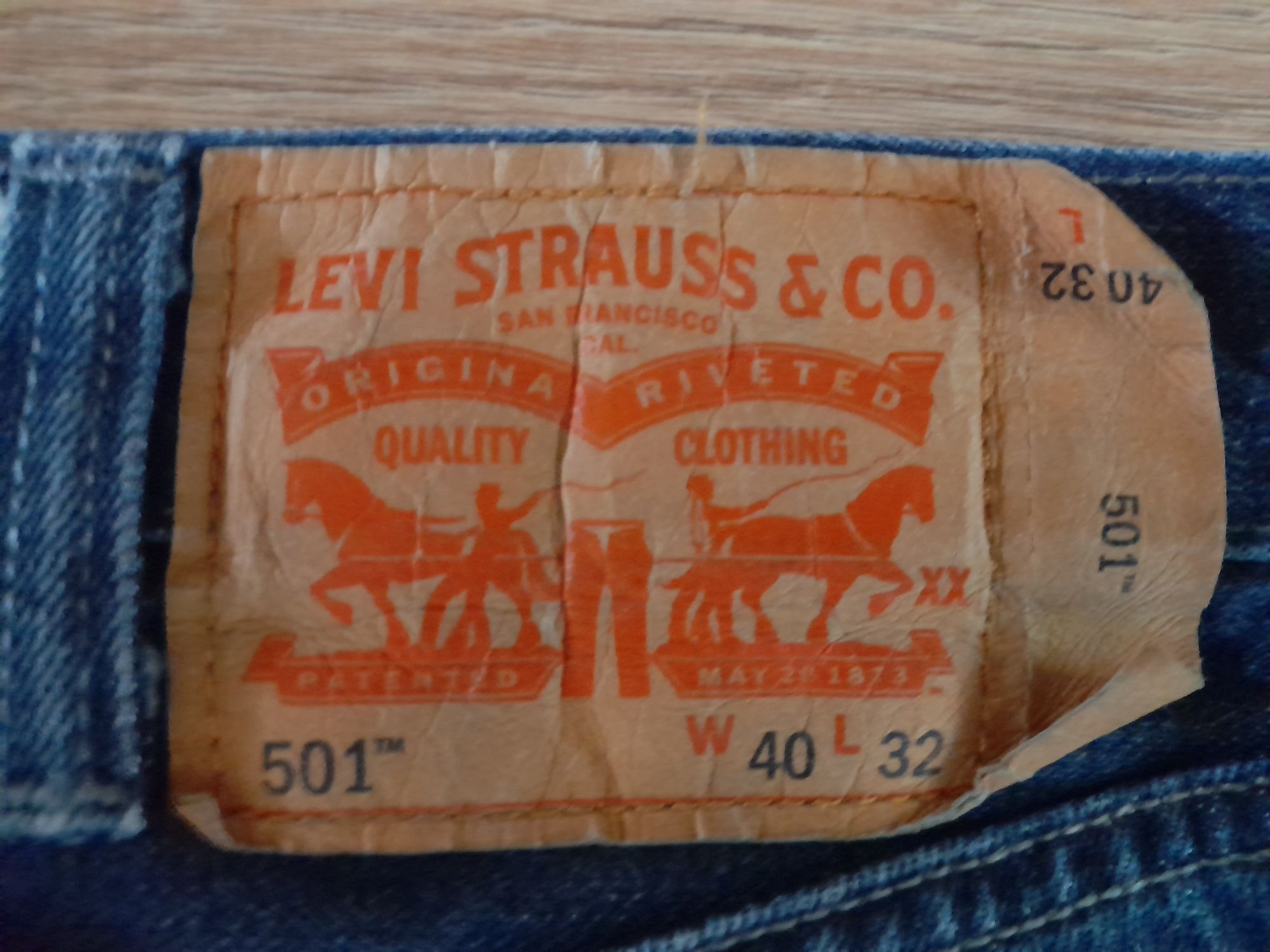 Levi Strauss 501 spodnie jeans W40 L32