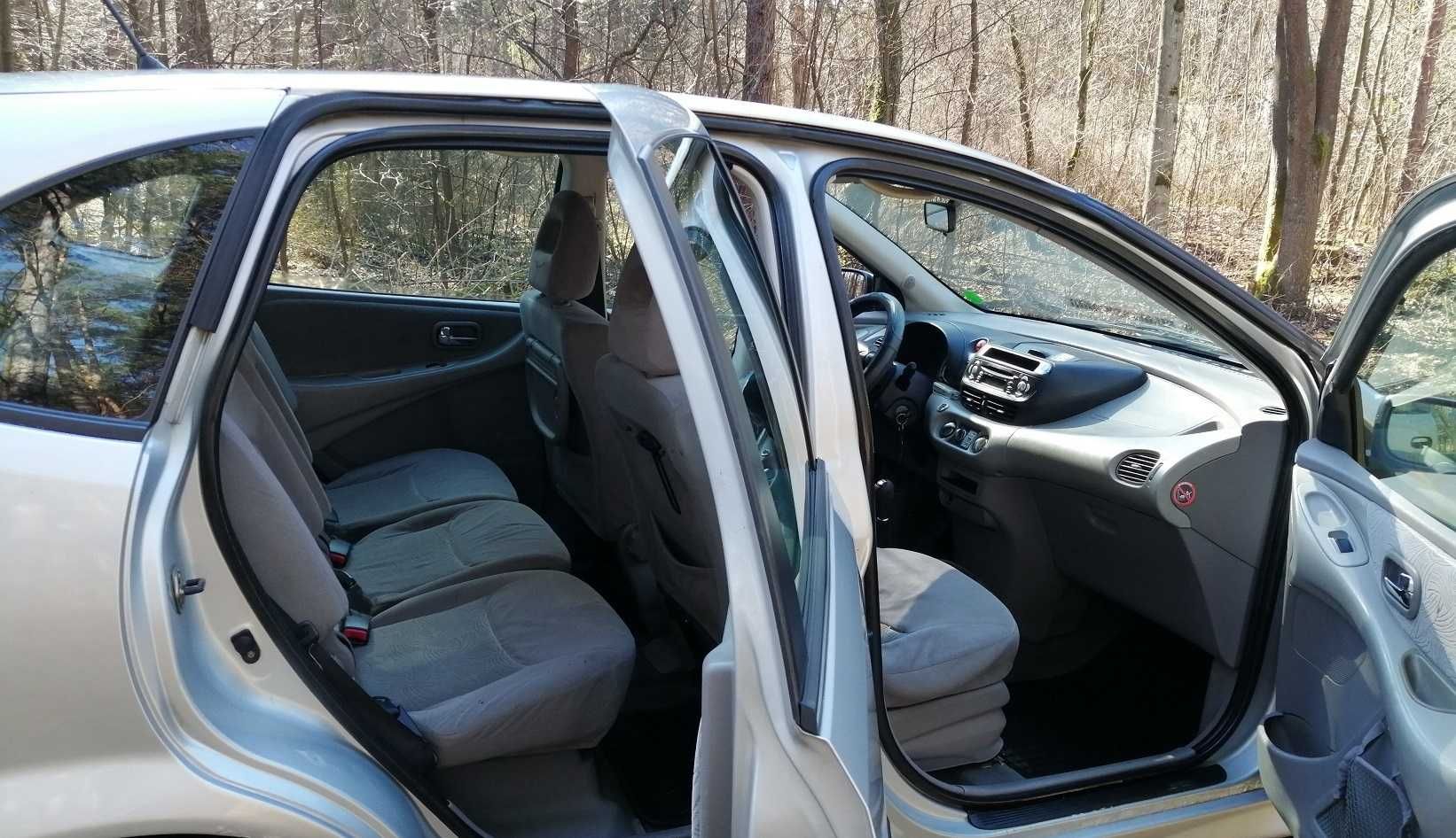 Nissan Almera Tino 1,8LIFT 115KM GAZ SEKWENCJA Komputer KLIMA SALON PL