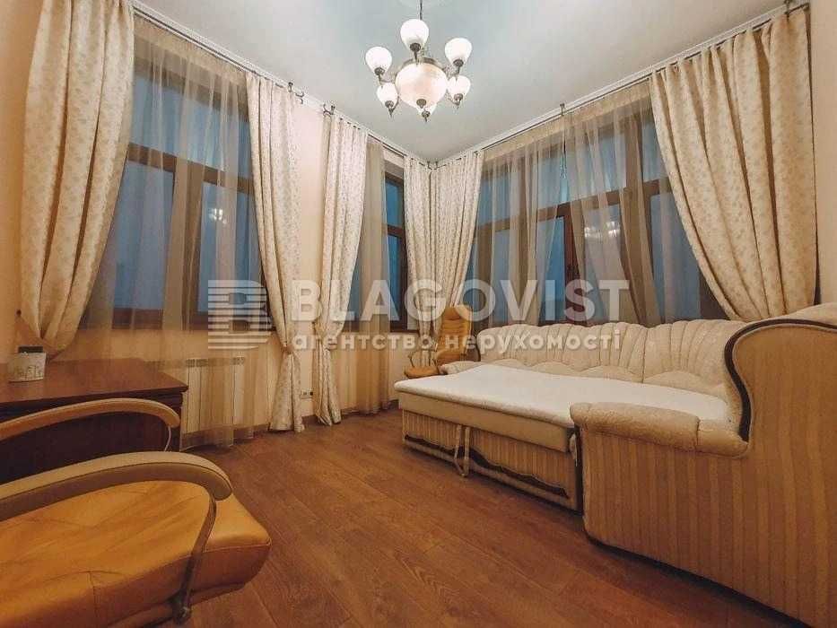 Оренда квартири .  вул Мазепи 3 . м Арсенальна. Князів Острозських