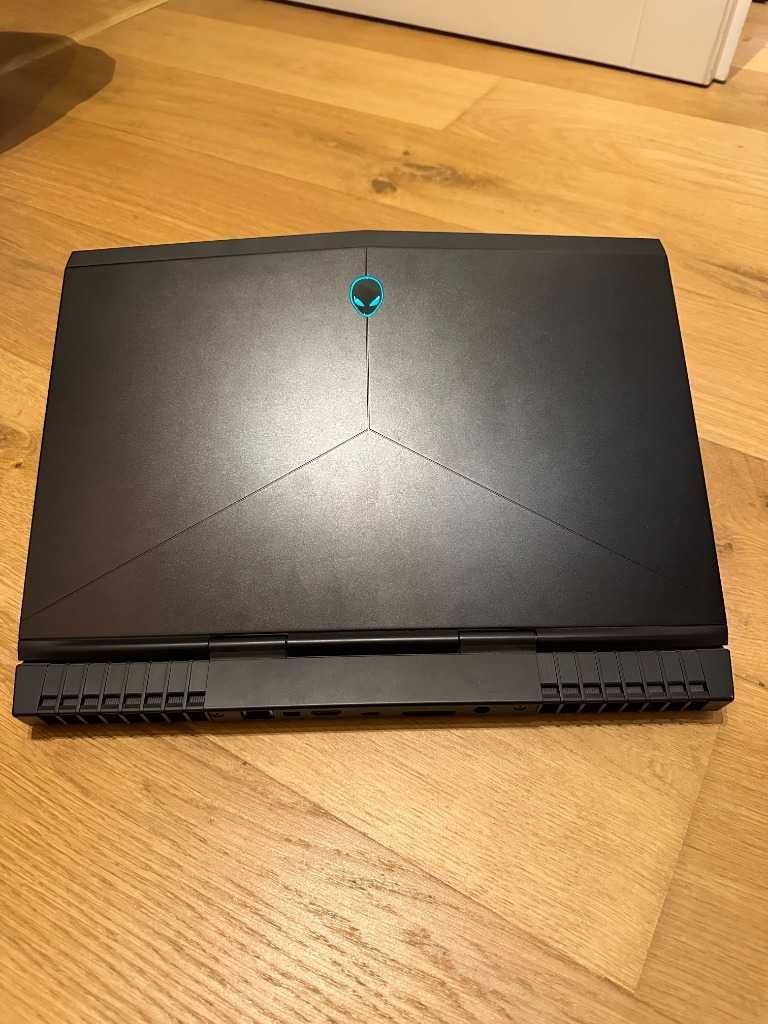 Alienware 15 R4 - Laptop Gamingowy