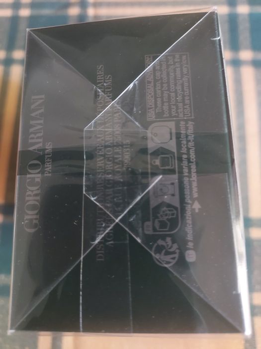 EMPORIO ARMANI. PARFUM. YOUportes grátis