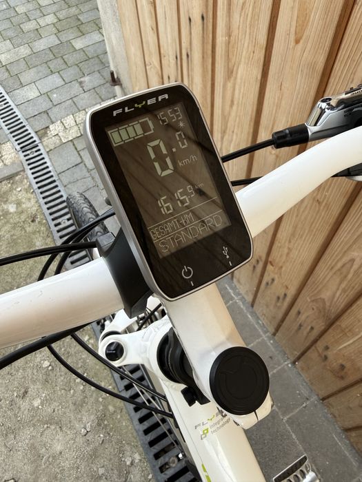 648Wh / 1500 przebieg Rower Elektryczny FLYER RS Gazelle Panasonic XT