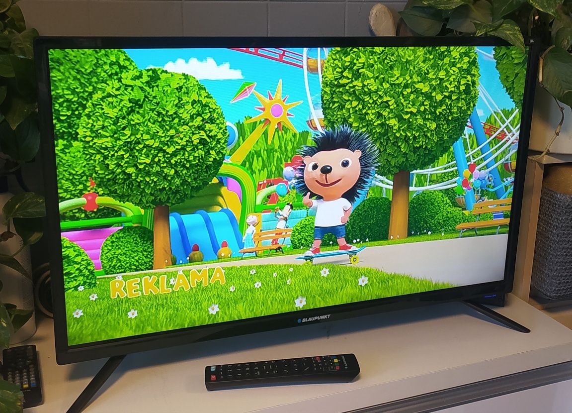 Telewizor 32" LED Smart Blaupunkt DVB-T 2 HEVC Wi-Fi.