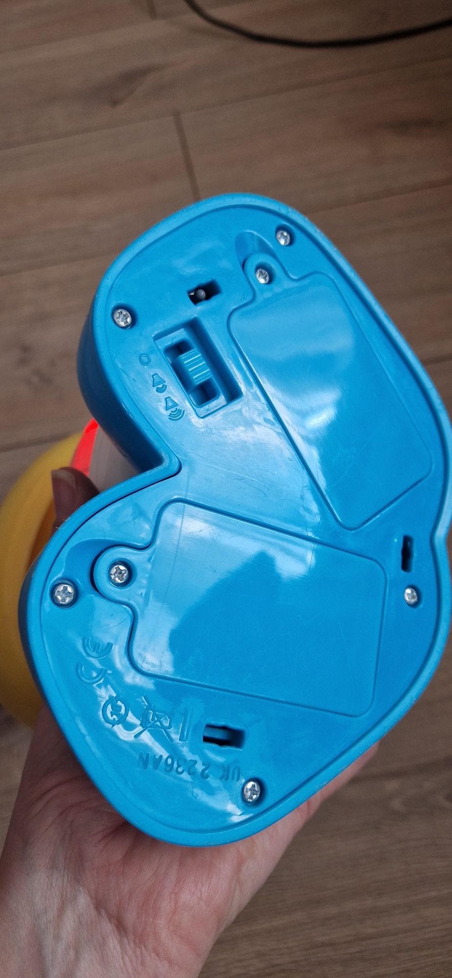 Robot bebo interaktywny.  Fisher price.  Polska wersja.