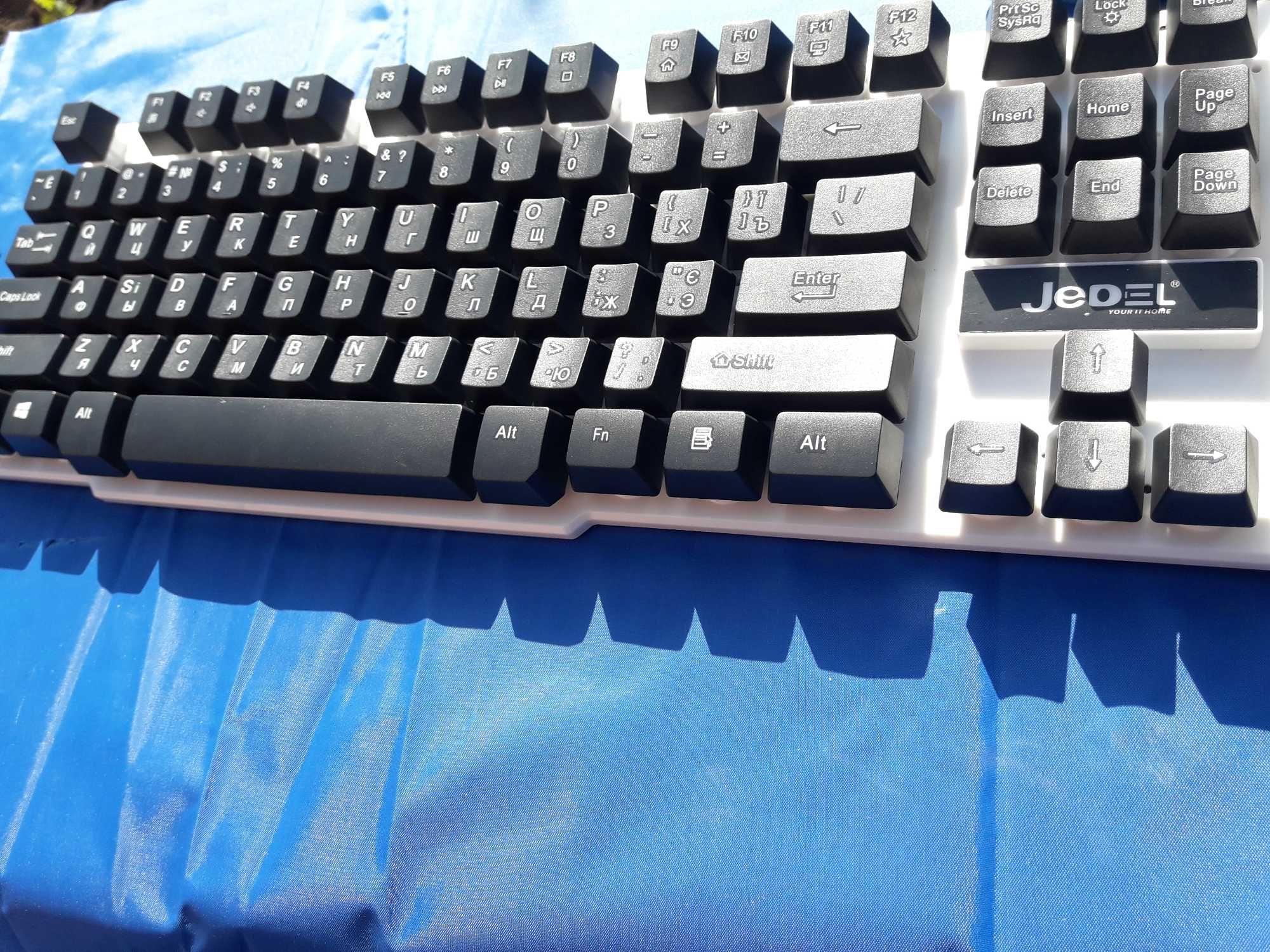 Клавиатура с подсветкой USB JEDEL K500, длина кабеля 170см