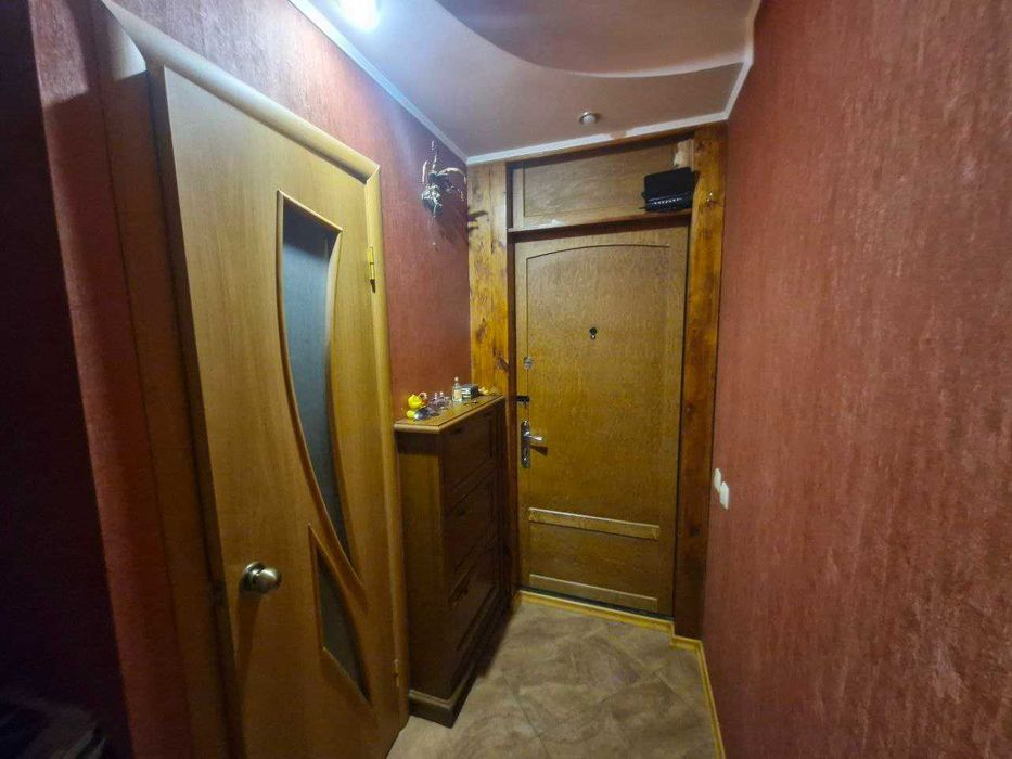 Сдам трёхкомнатная квартиру  на Черёмушках