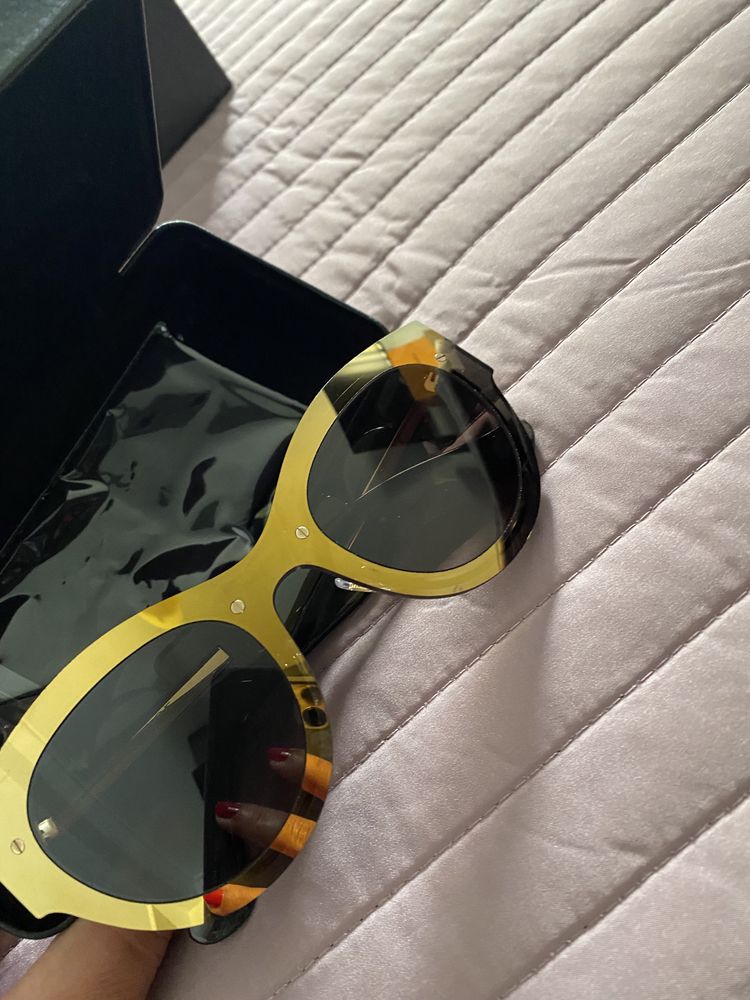 Oculos Versace novo nunca usado!