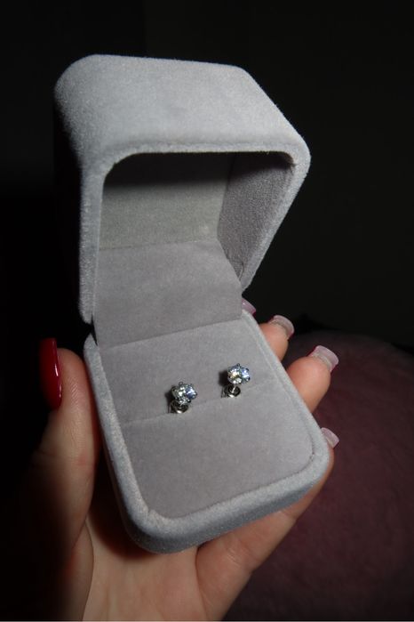 Срібні сережки з муасанітами 0,5 ct