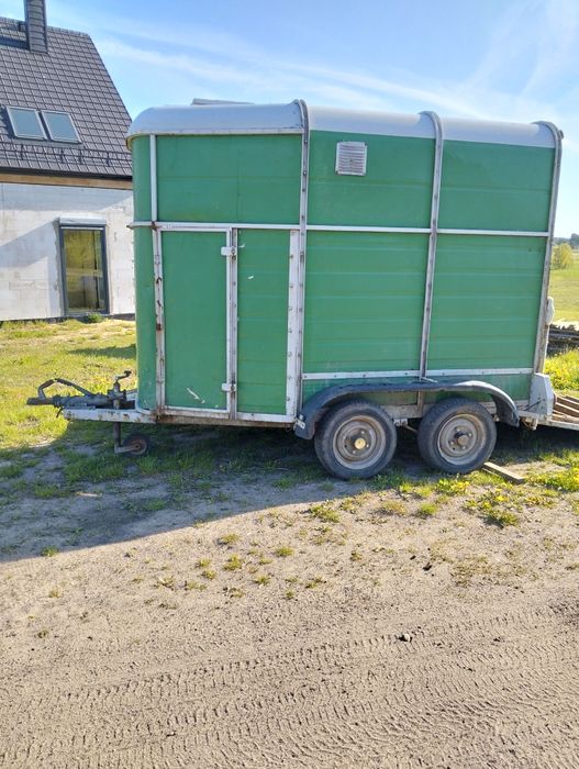 Pilnie Przyczepa do przewozu zwierząt
