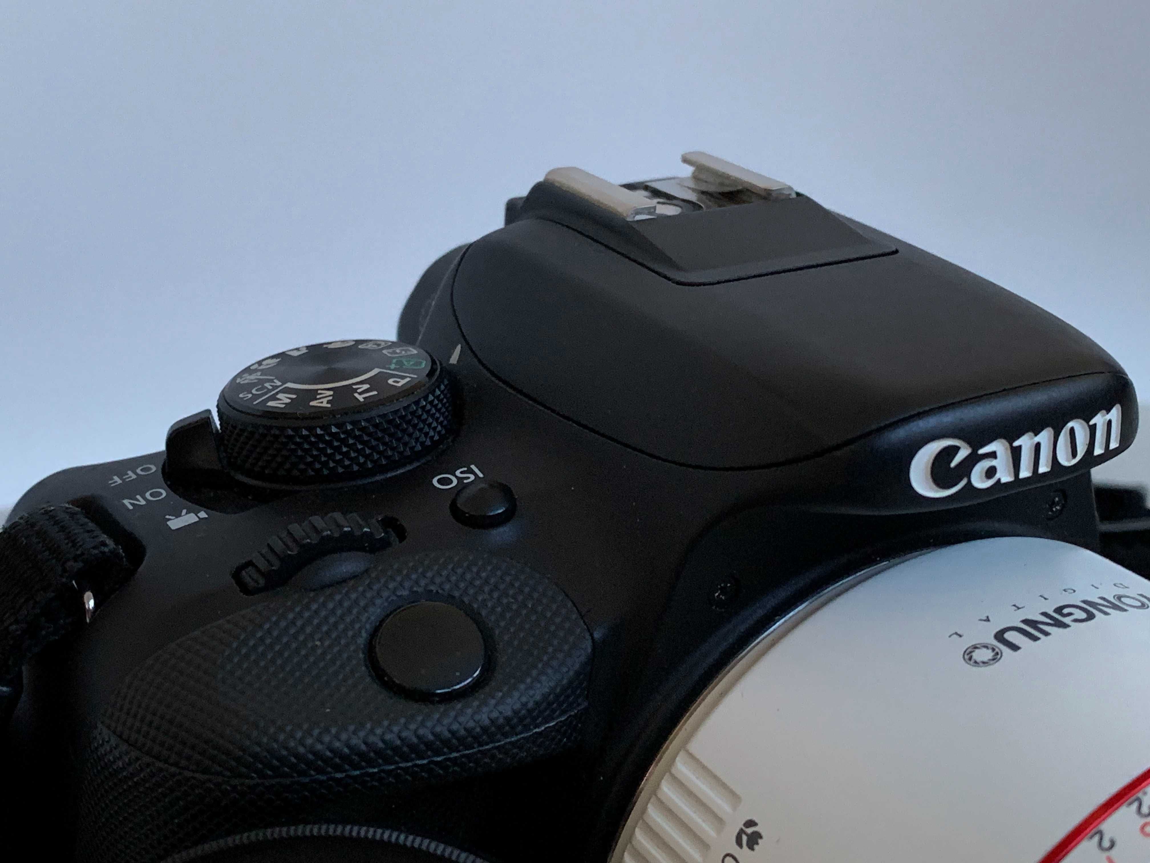 Canon EOS 100D + Yongnuo 50mm F/1.8 + сумка у подарунок! (стан нового)