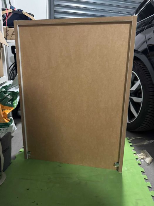 Szafka wisząca z dwoma półkami s60 cm x g20 cm x w80 cm