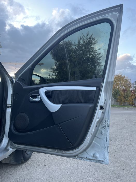 Dacia Logan 1.4 газ/бензин 2007 рік