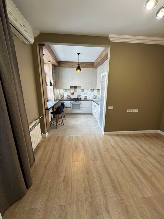 продам 2 кім  Поділ   вул.Верхній Вал 44