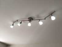 Candeeiro/ projetor de teto