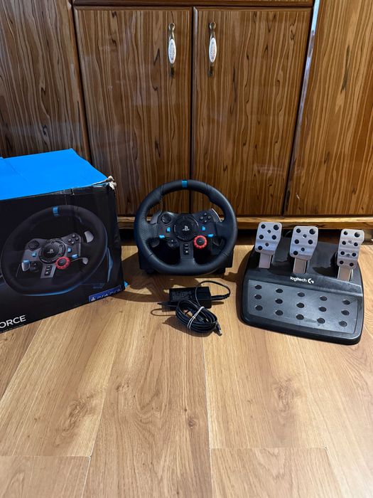 Kierownica Logitech G29 DrivingForce PC/PS4/PS5 - Pudełko
