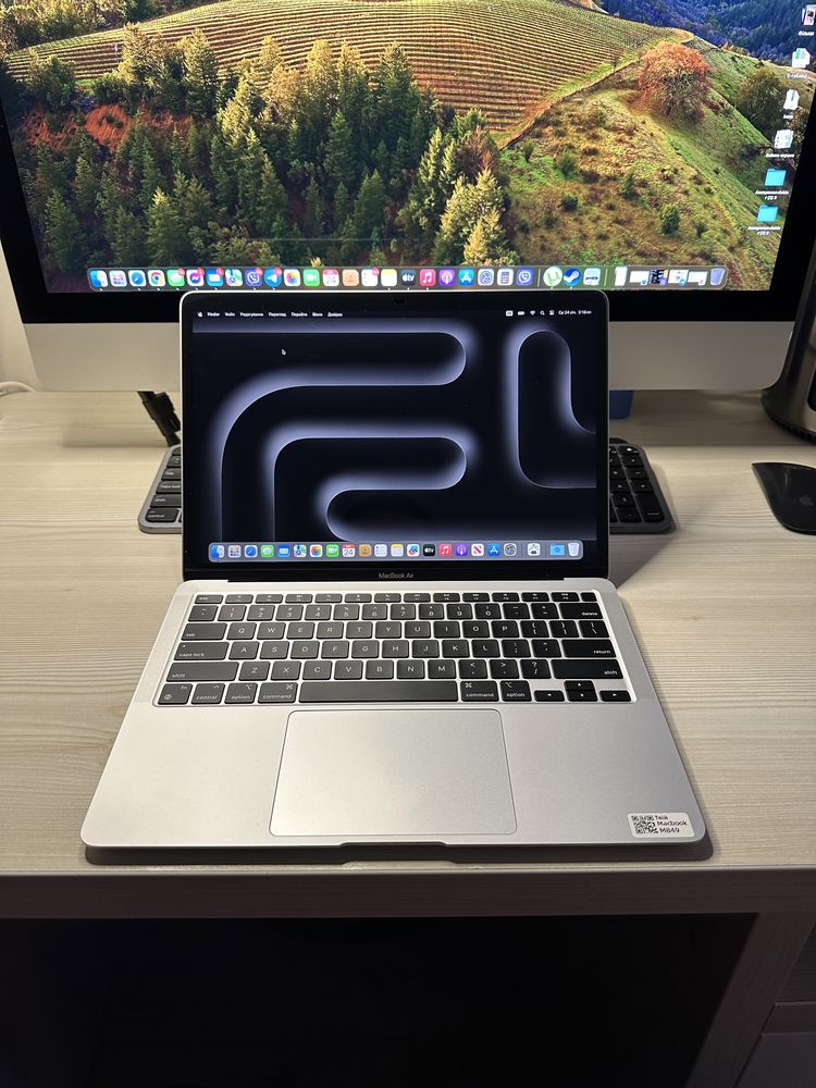 Як новий Apple MacBook Air M1 8/256Gb Silver