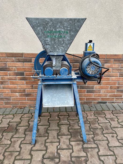 Gniotownik, zgniatacz ziarna, srutownik walcowy