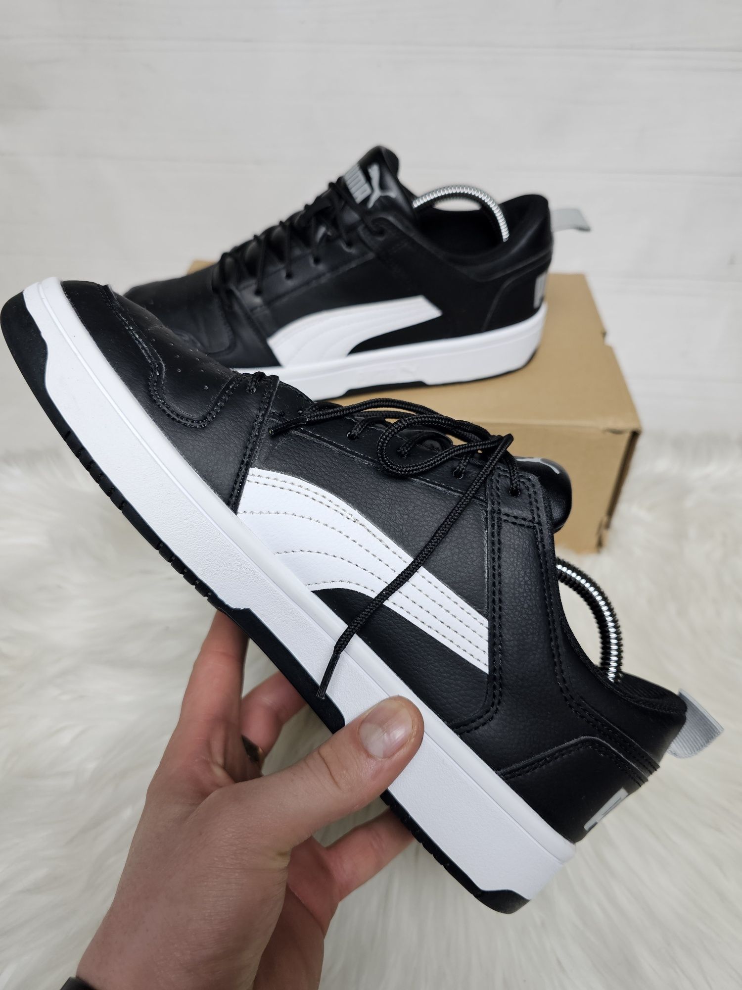 Кросівки Puma Rebound Lay Up Lo Sl Black 369866-02