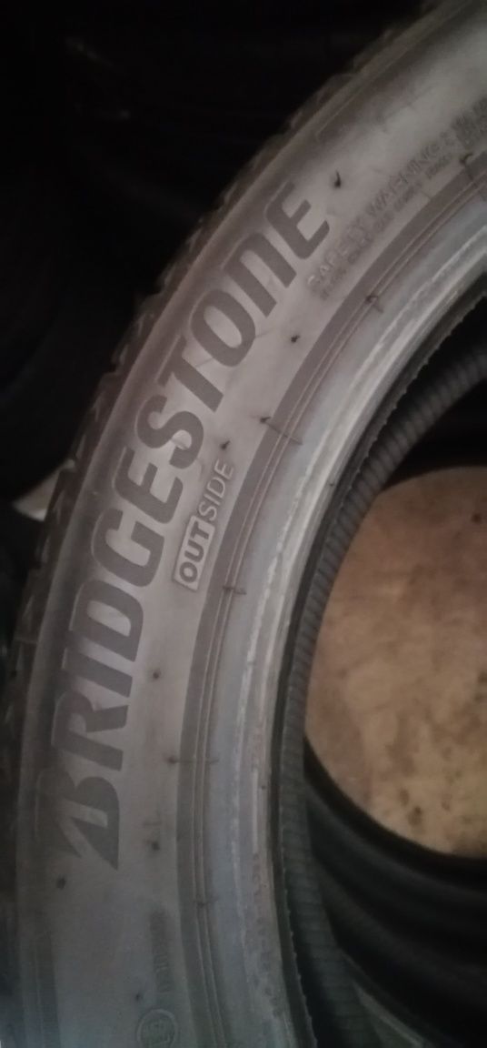 4szt 235/45/20 Bridgestone 6,5mm 2020r