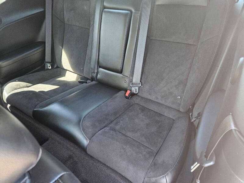 Dodge Challenger SXT Plus 2018