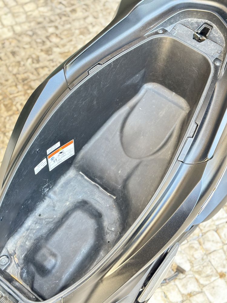Honda PCX 2022 Top Case