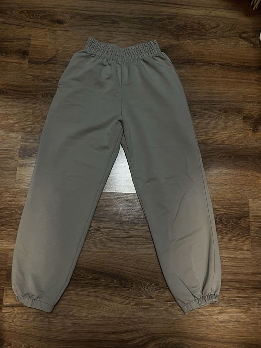 Жіночі джогери