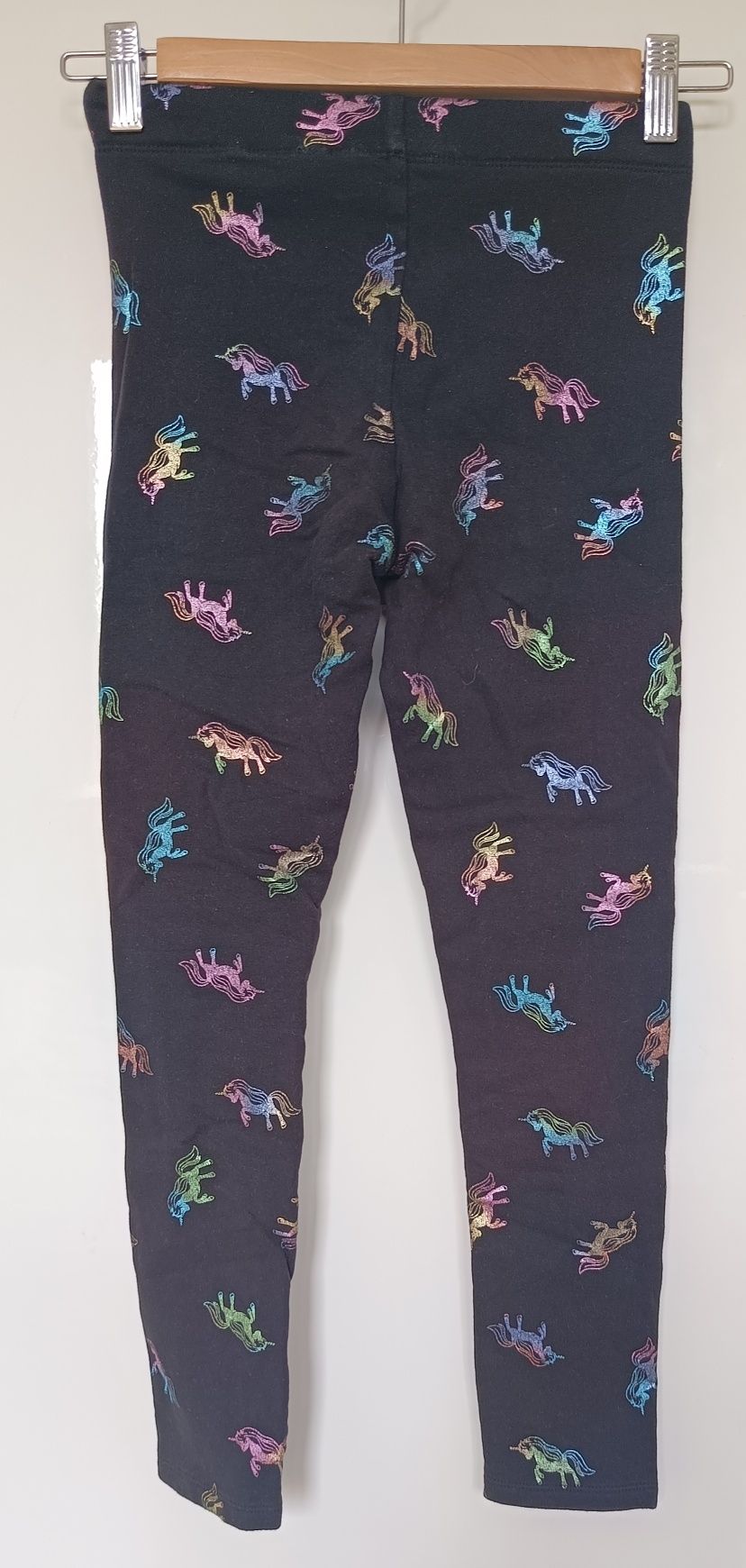 Czarne legginsy w kolorowe jednorożce H&M