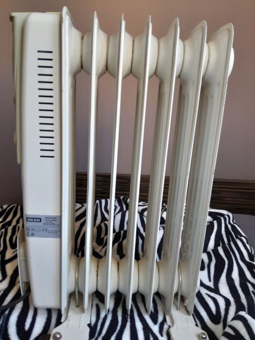 Grzejnik olejowy 9 żeberek 2000W 3 poziomy MAX 2000W do 30m²