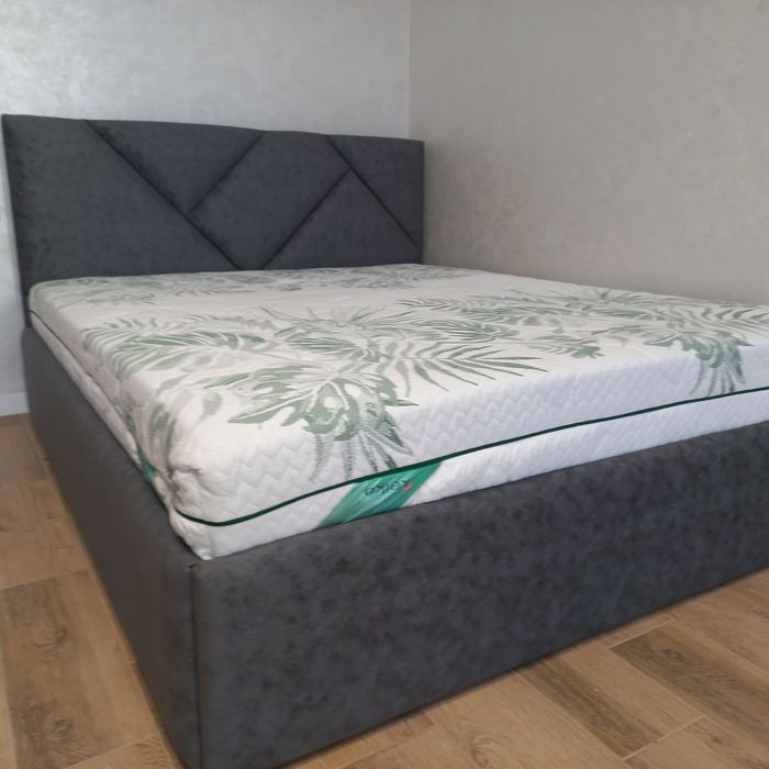 Продам ліжка з тканини