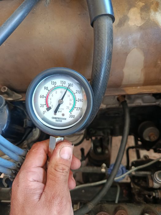 Продам хороший двигун для ваз-2101-07 також на карбюраторну   ниву