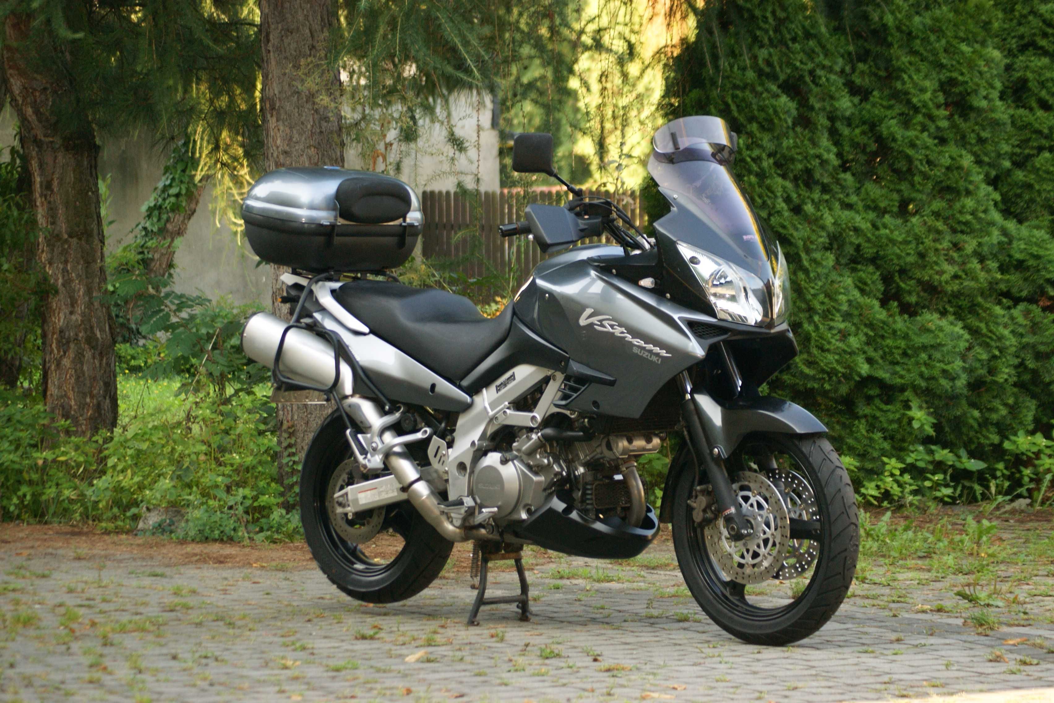 Suzuki V-strom 1000,DL 1000.