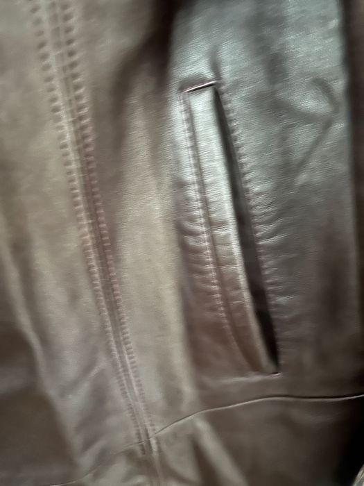 Шкіряний плащ з теплою підкладкою