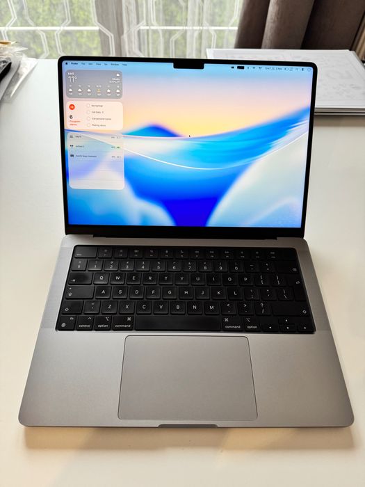 MacBook Pro 14" M1 Max 10 CPU / 32 GPU, 32GB RAM, 1TB SSD, jak nowy