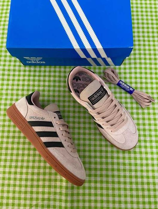 Buty TrampkI adidas Handball Spezial Rozmiar  37