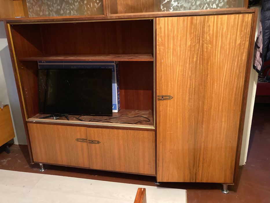 Меблі для дачі чи для реставрації. Все по 200грн!!