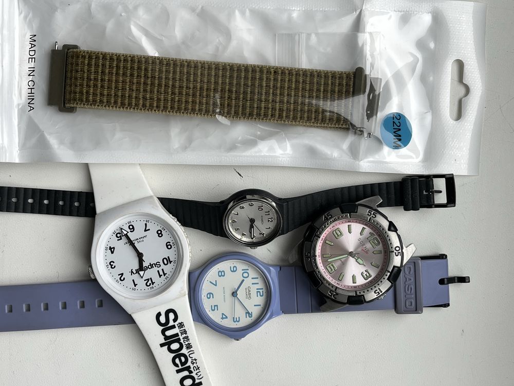 Часи Casio ,superdry