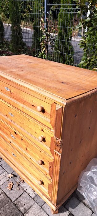 Komoda  ponad 100 letnia