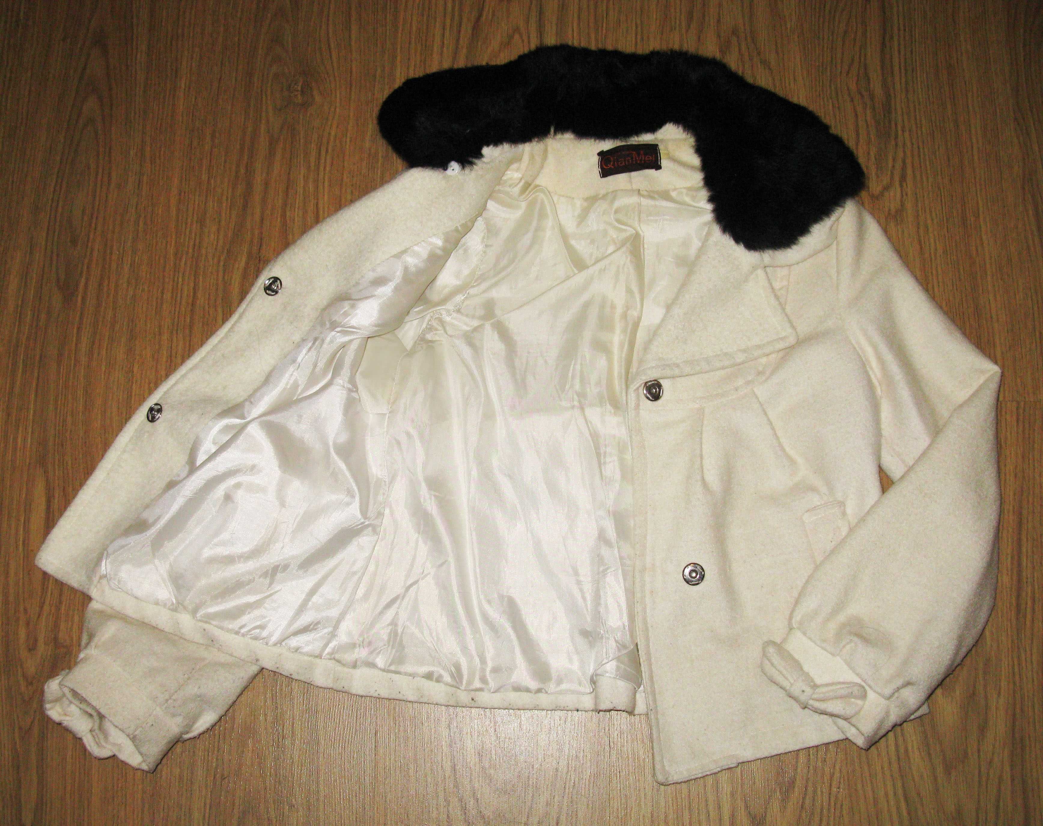 Стильная куртка пиджак с натуральным мехом