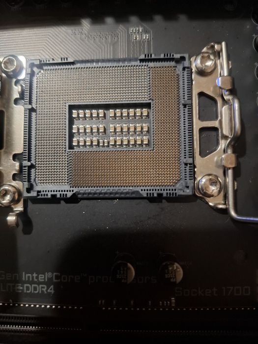 Gigabyte Z790 Aorus Elite DDR4